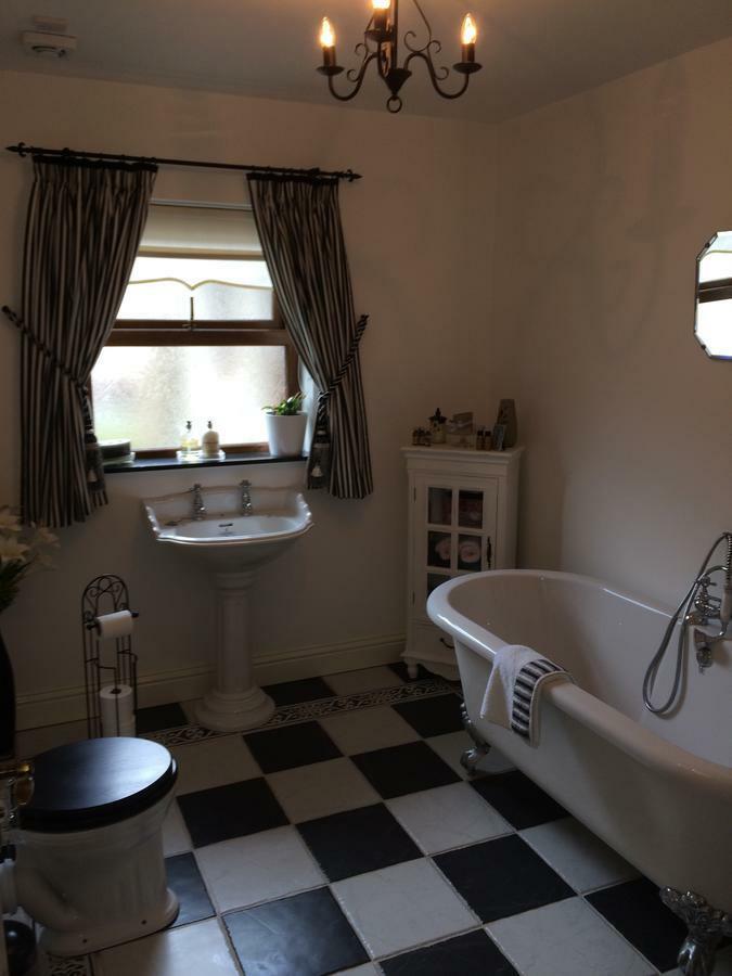 Leitrim Hill Bed And Breakfast Kilkeel Dış mekan fotoğraf